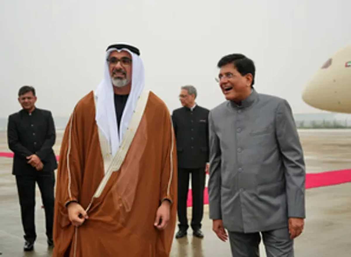 दिल्‍ली पहुंचे अबू धाबी के क्राउन प्रिंस, सोमवार को पीएम मोदी से करेंगे मुलाकात